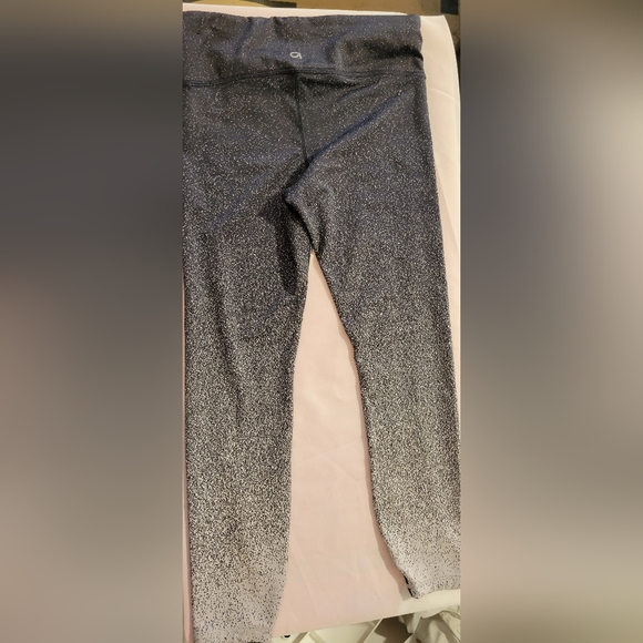 Gap fit ombre leggings - Picture 2 of 4
